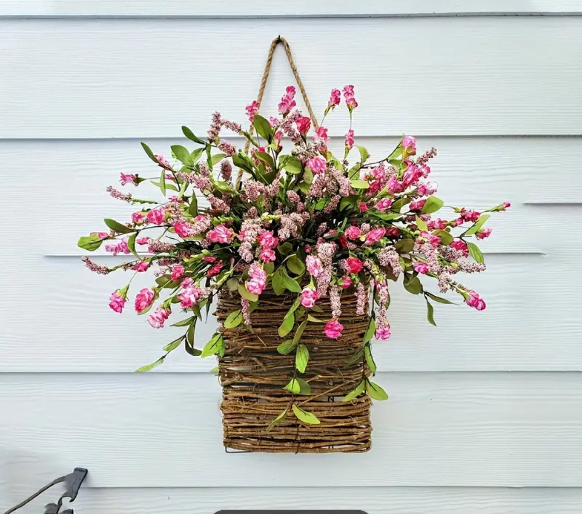 Small grapevine flower basket